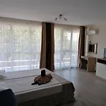Aparthotel Allure Dobi