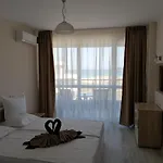 Aparthotel Allure Dobi
