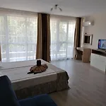 Allure Dobi Aparthotel
