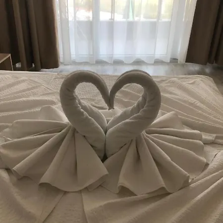 Allure Dobi Aparthotel 4*