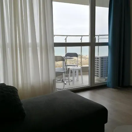 Allure Dobi מלון דירות פרימורסקו