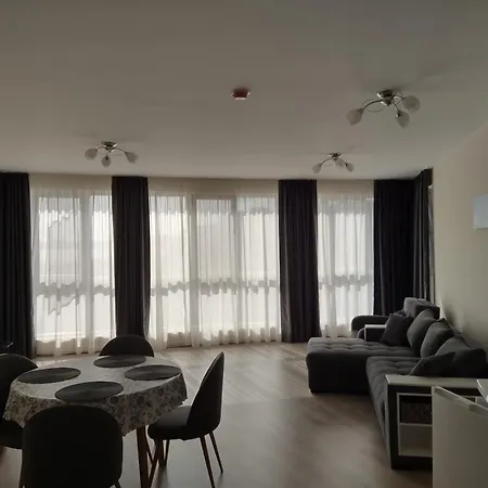 Aparthotel Allure Dobi